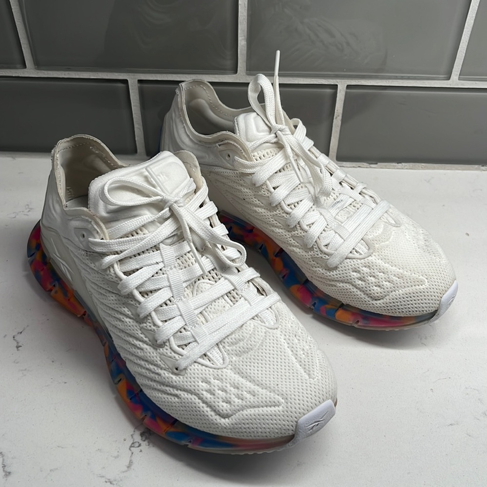Reebok Zig KINETICA Junior Running Shoes FX5288‎ Sneakers Size 5 White